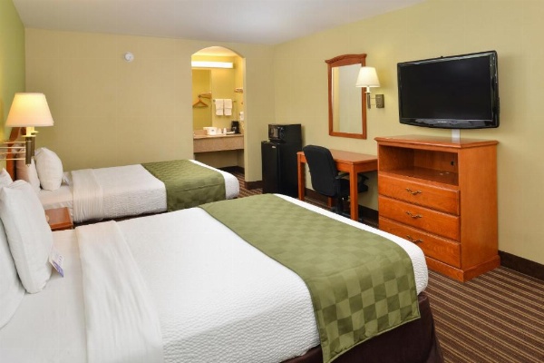 Americas Best Value Inn & Suites University Ave image 15