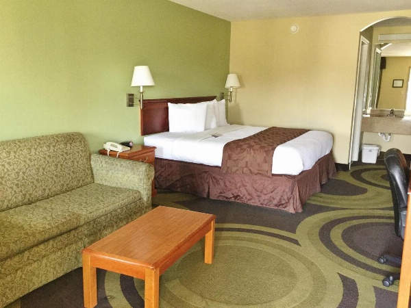 Americas Best Value Inn & Suites University Ave image 6